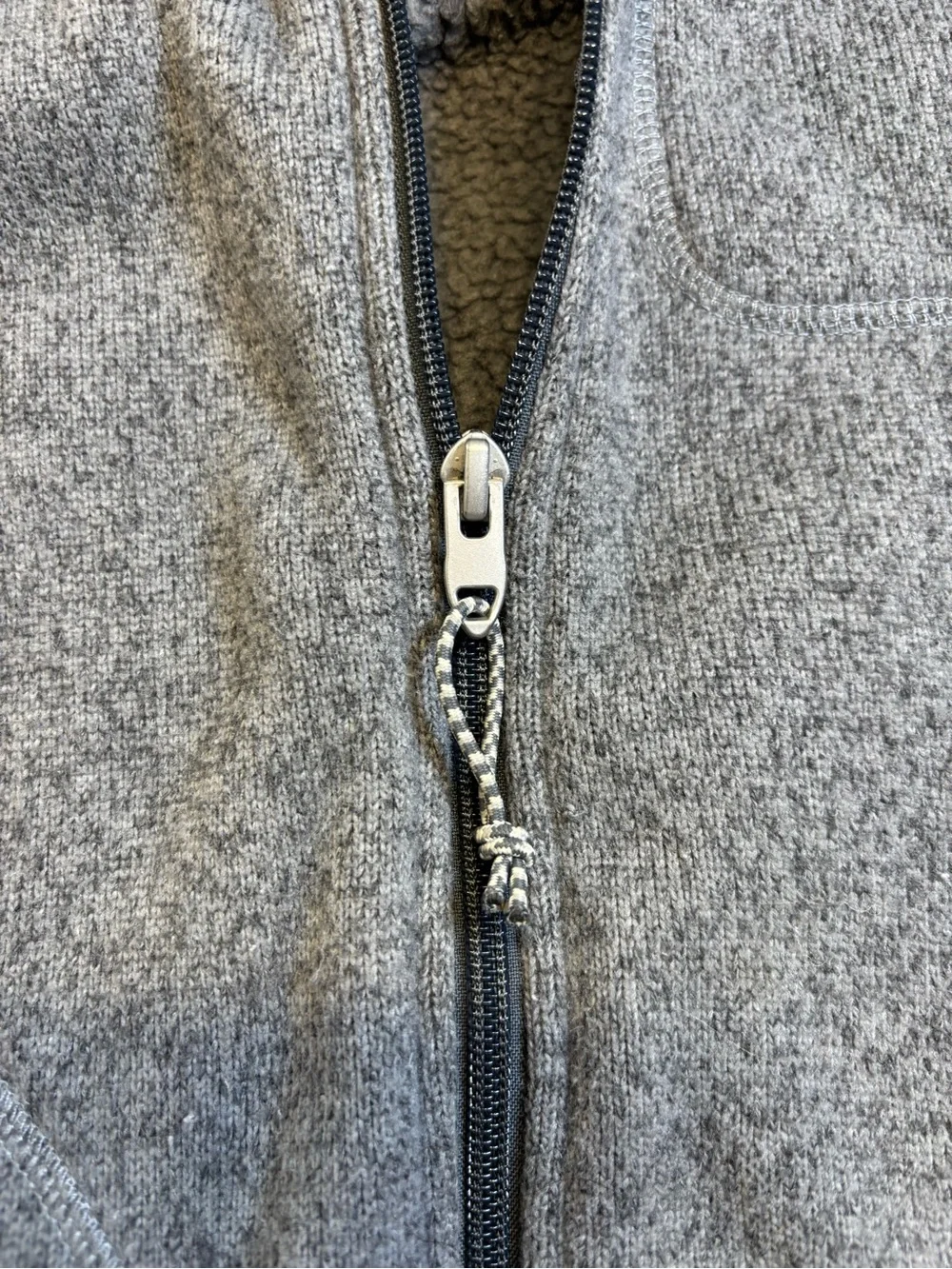 The North Face Gordon Lyons Hoodie Men’s Medium Gray Fleece Jacket NF0A5GMQ EUC